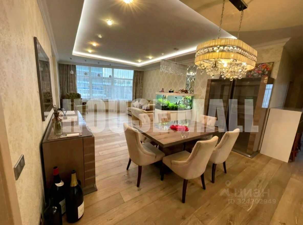3-комнатная квартира, 128 м²