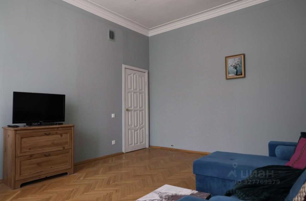 2-комнатная квартира, 65 м² — фотография 2