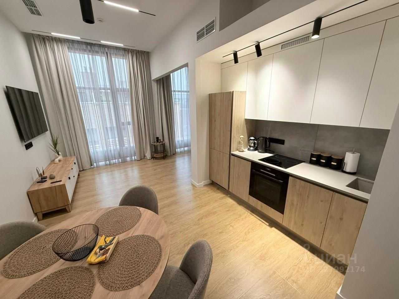2-комнатная квартира, 87 м² — фотография 2