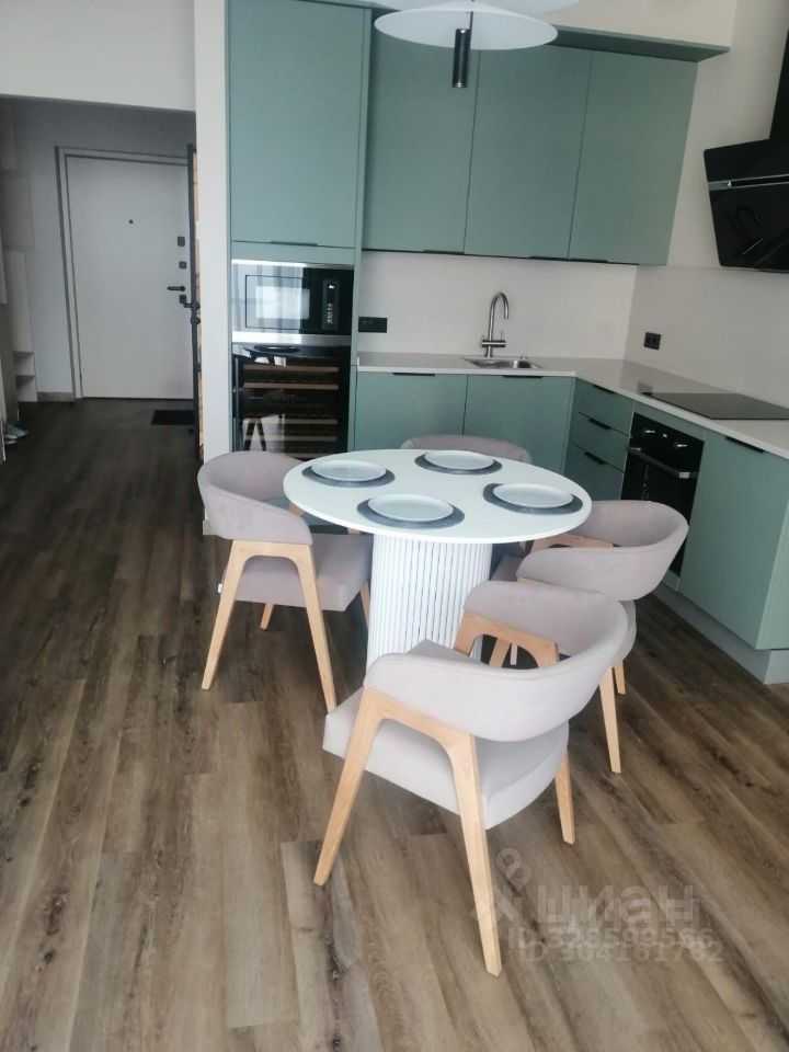 2-комнатная квартира, 55 м² — фотография 2