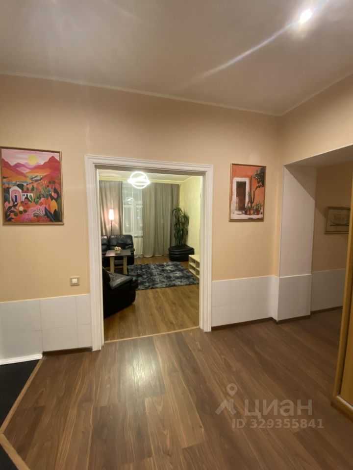 4-комнатная квартира, 105 м²