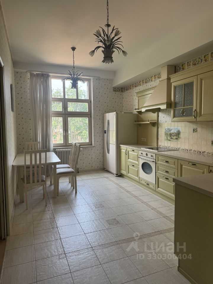 3-комнатная квартира, 105 м² — фотография 2