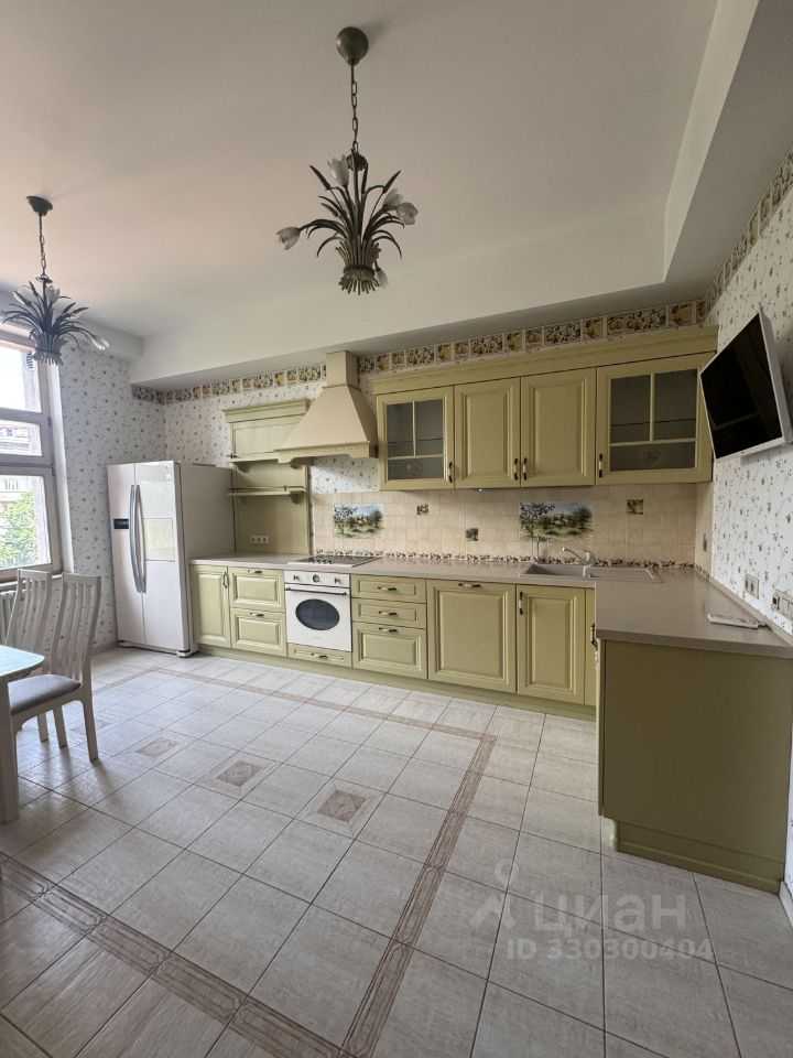3-комнатная квартира, 105 м²