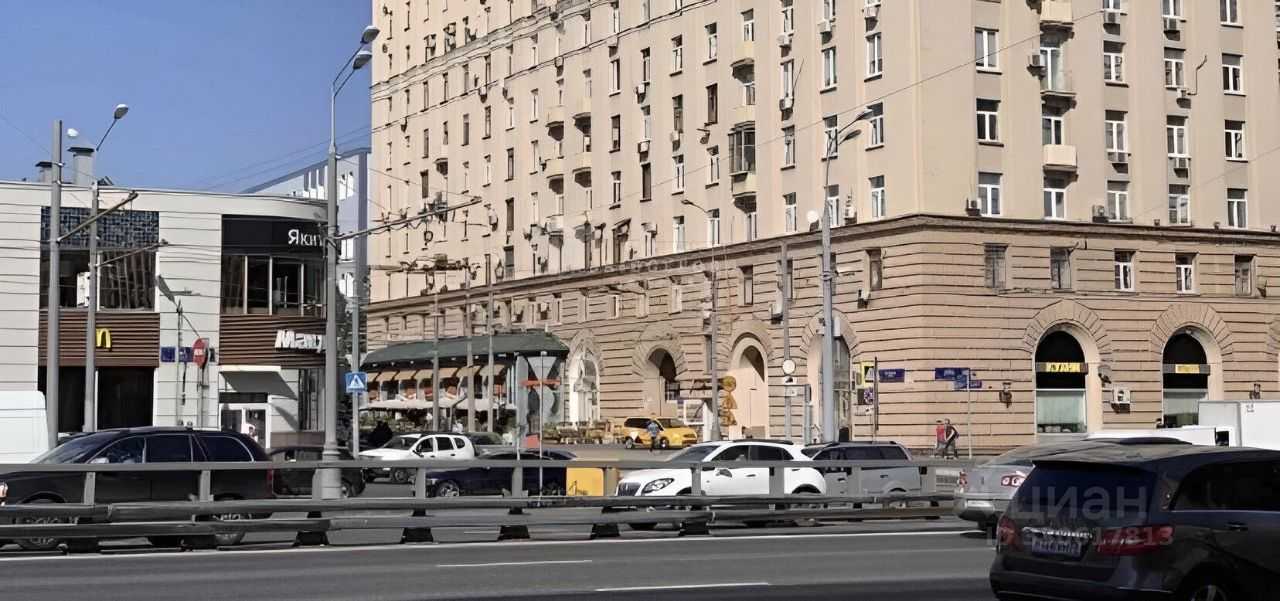 3-комнатная квартира, 90 м² — фотография 3