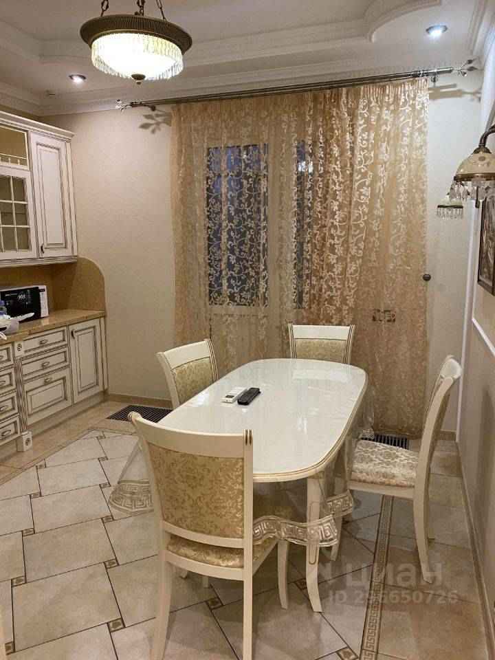 2-комнатная квартира, 93 м² — фотография 3
