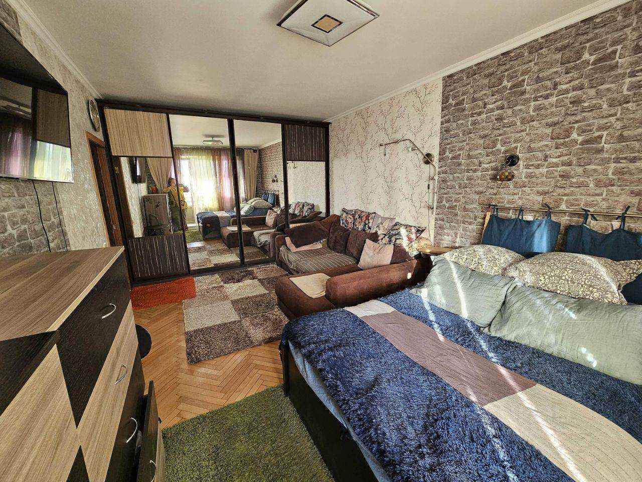 2-комнатная квартира, 56 м² — фотография 2