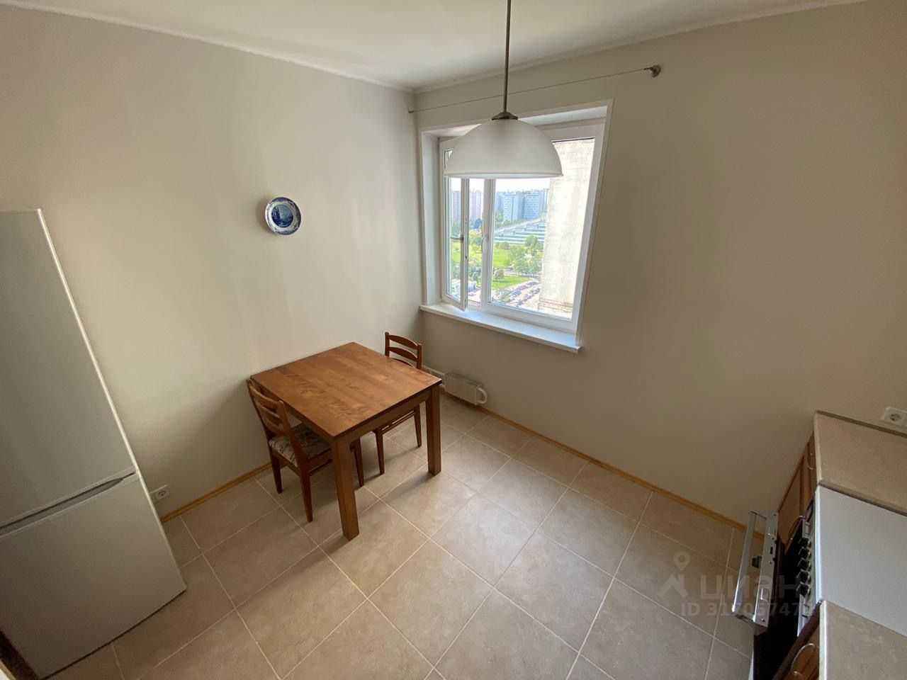 2-комнатная квартира, 55 м² — фотография 3