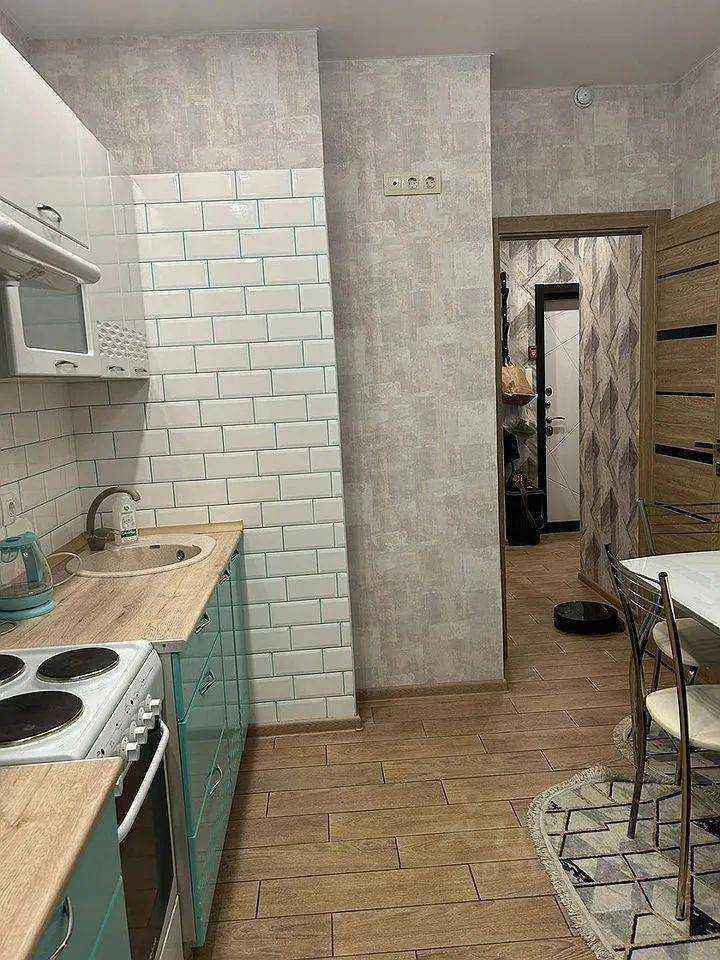 1-комнатная квартира, 42 м² — фотография 2