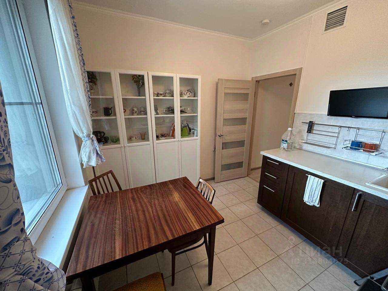 2-комнатная квартира, 54 м² — фотография 2