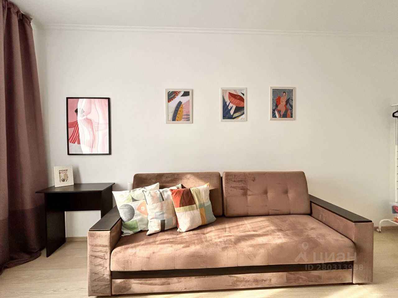 2-комнатная квартира, 58 м² — фотография 2