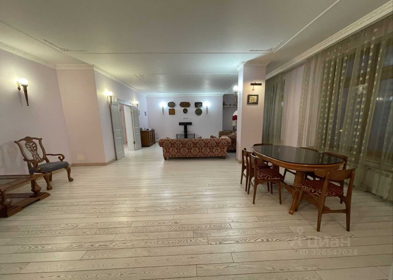 5-комнатная квартира, 225 м² — фотография 2