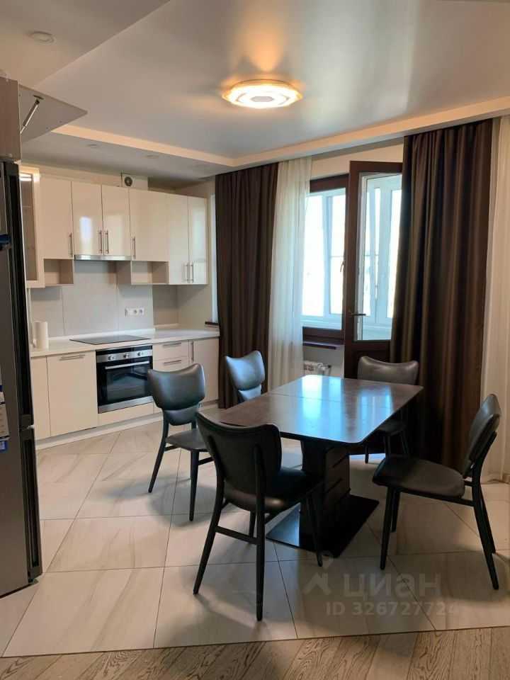 4-комнатная квартира, 123 м²