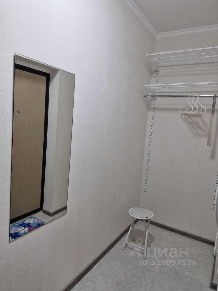 1-комнатная квартира, 38 м² — фотография 2