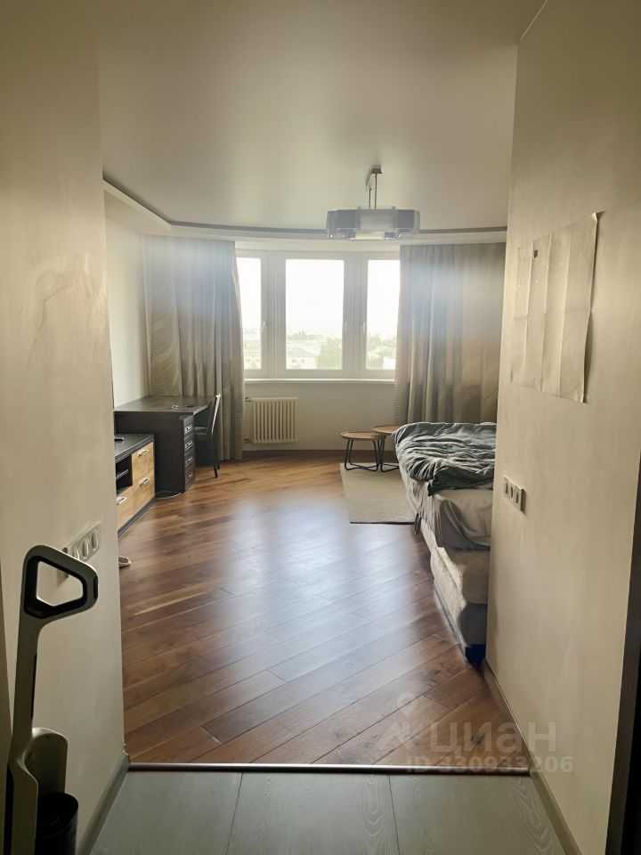 1-комнатная квартира, 60 м² — фотография 2