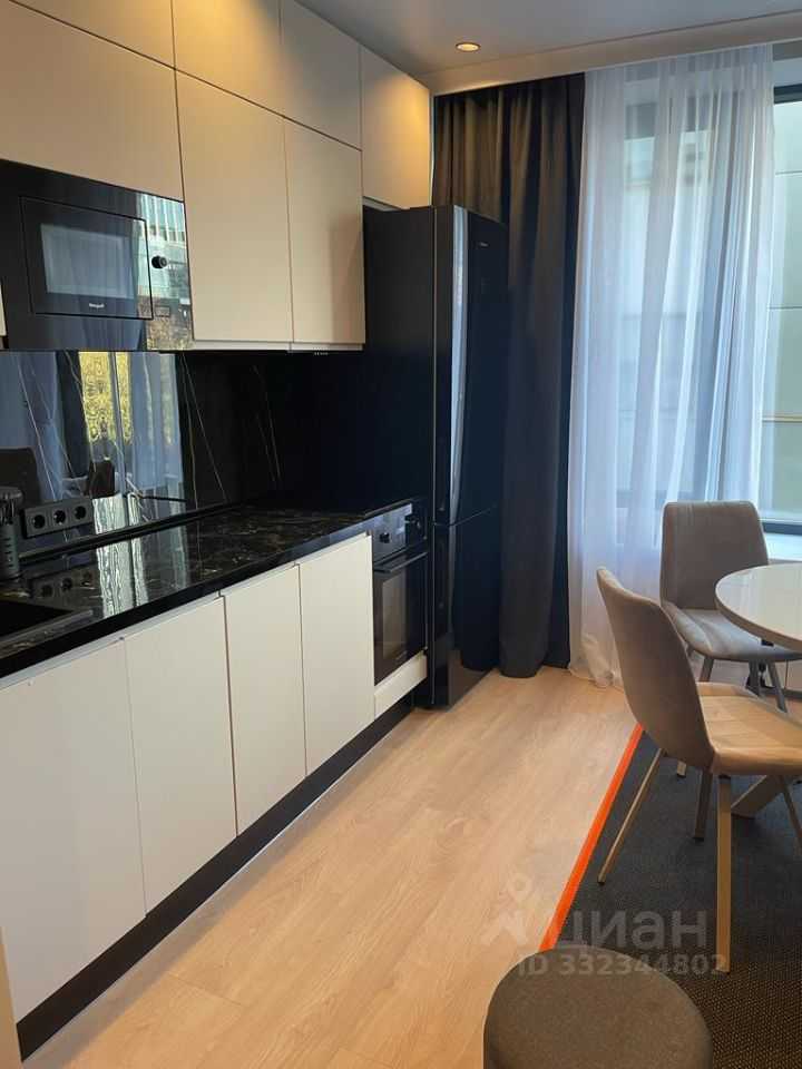 1-комнатная квартира, 32 м² — фотография 2