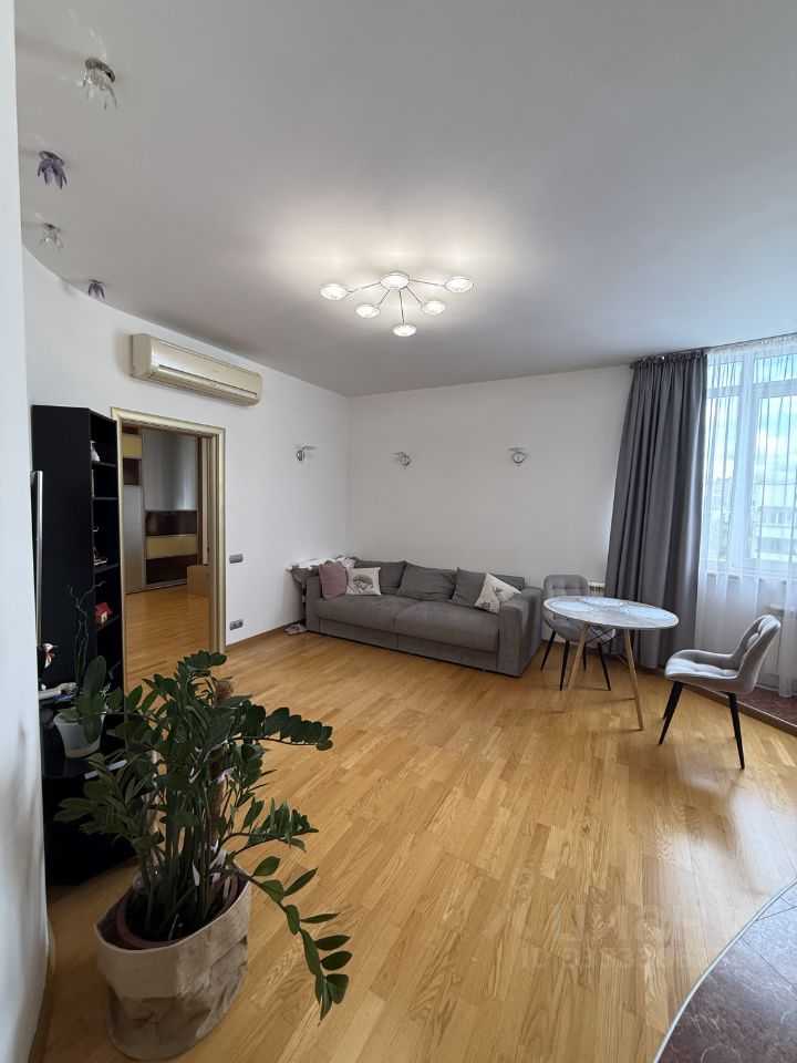 2-комнатная квартира, 62 м² — фотография 3