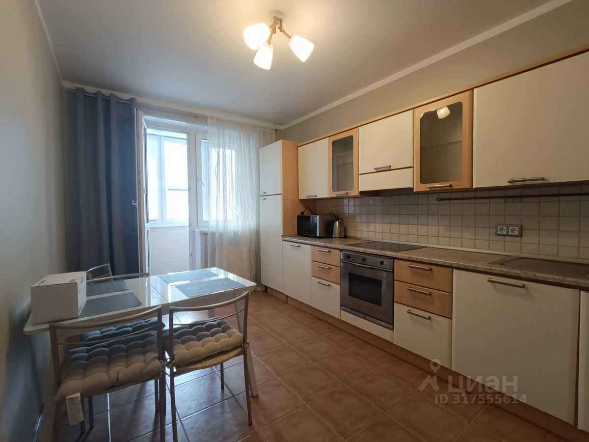 2-комнатная квартира, 65 м² — фотография 3