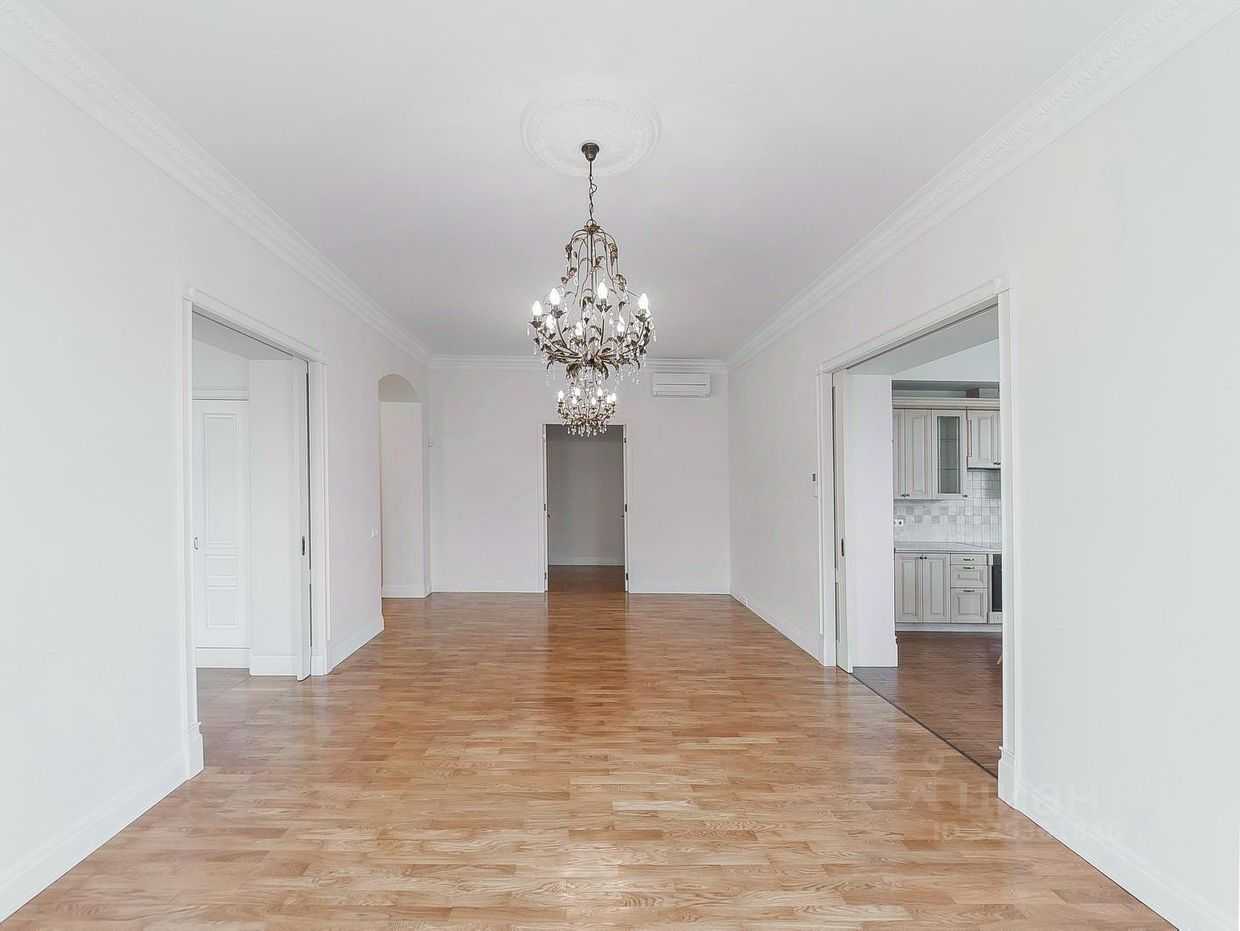 5-комнатная квартира, 160 м²