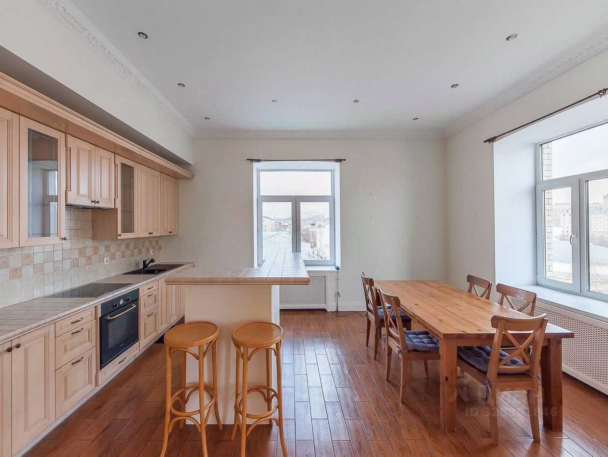 5-комнатная квартира, 160 м² — фотография 3
