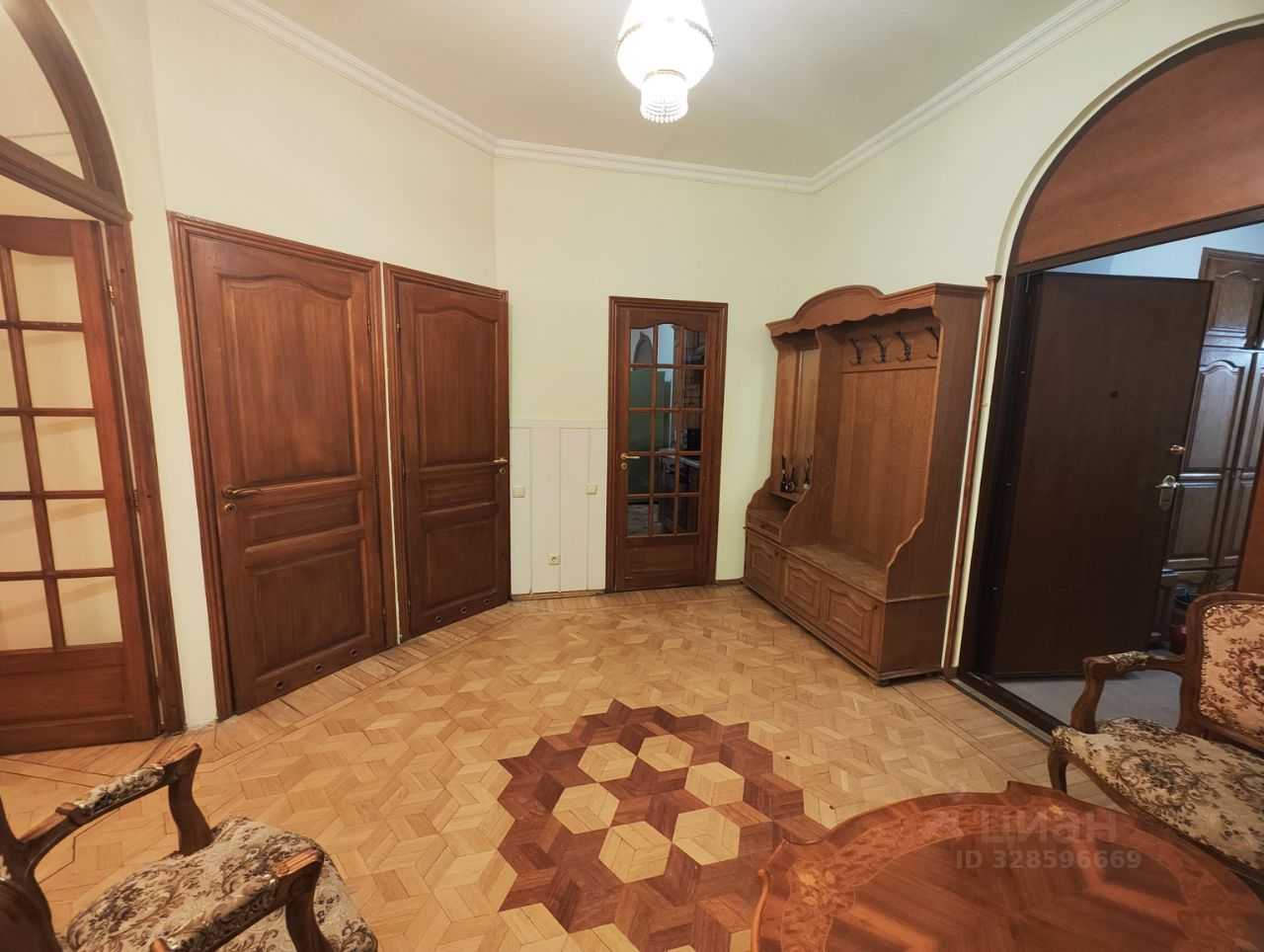 4-комнатная квартира, 110 м² — фотография 3