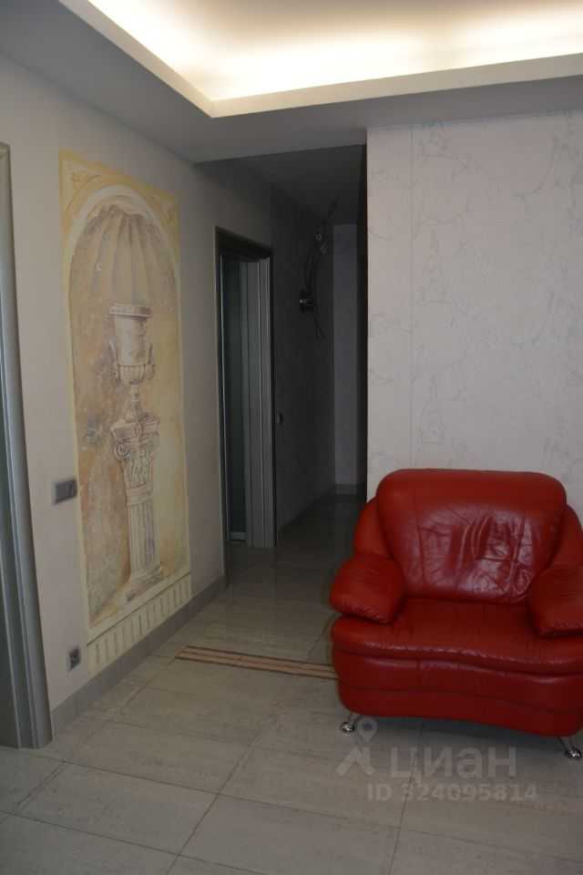 4-комнатная квартира, 112 м² — фотография 3