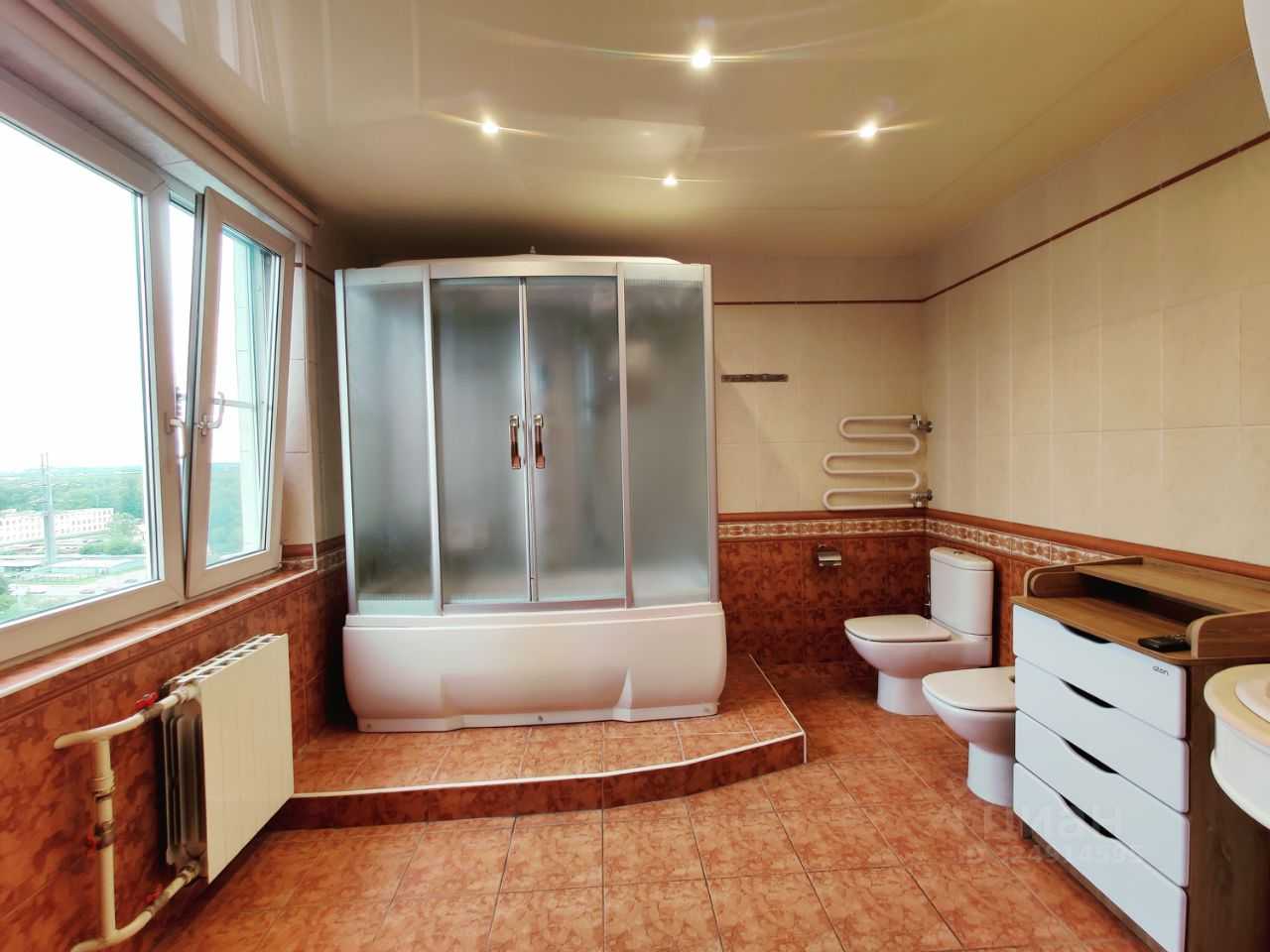 4-комнатная квартира, 140 м² — фотография 3