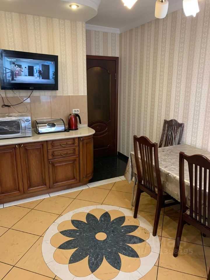 3-комнатная квартира, 80 м² — фотография 3