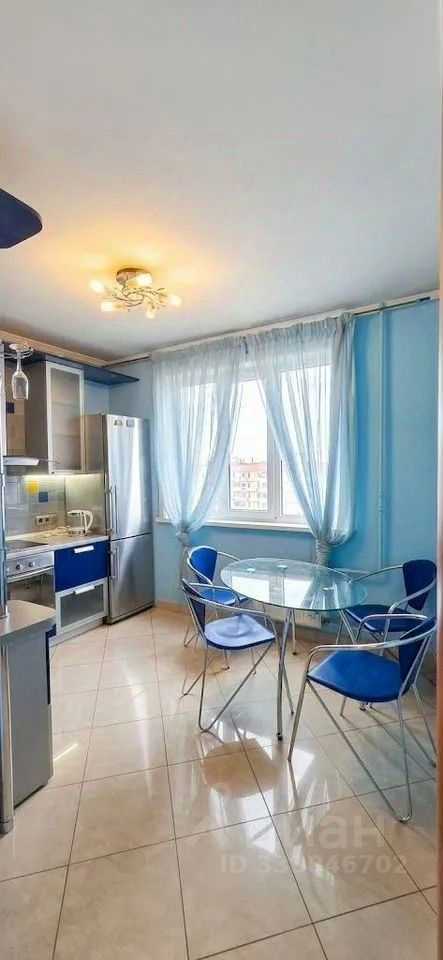 3-комнатная квартира, 76 м² — фотография 2