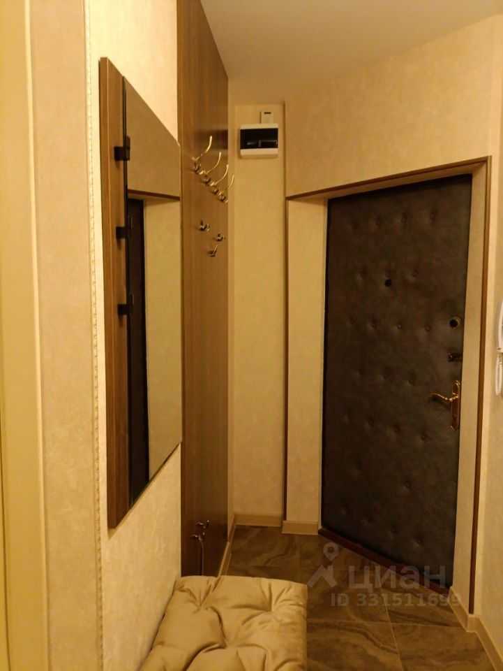 2-комнатная квартира, 60,4 м² — фотография 2