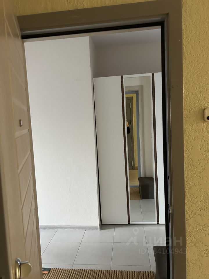 2-комнатная квартира, 57 м² — фотография 2