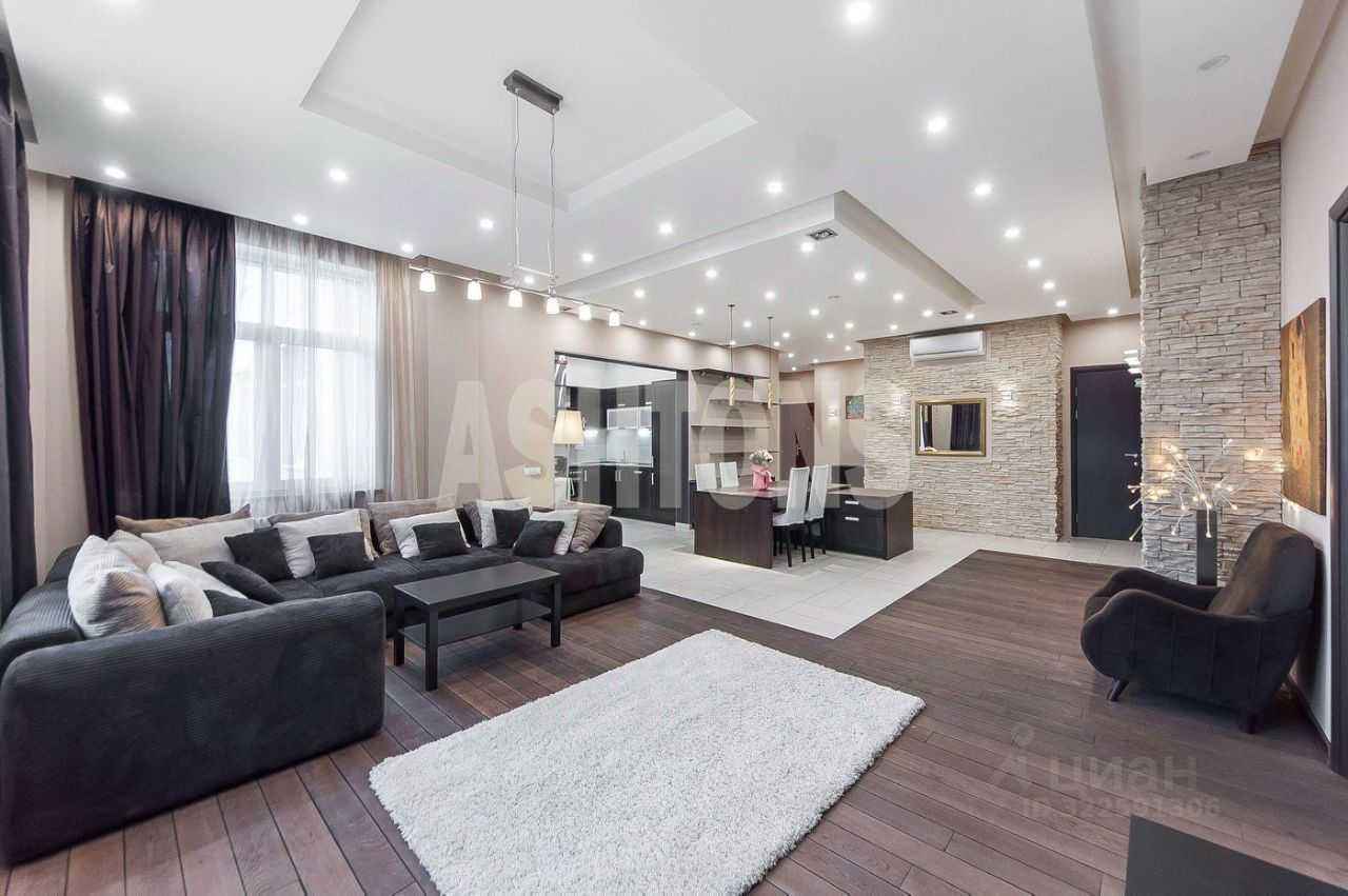 4-комнатная квартира, 146 м² — фотография 2