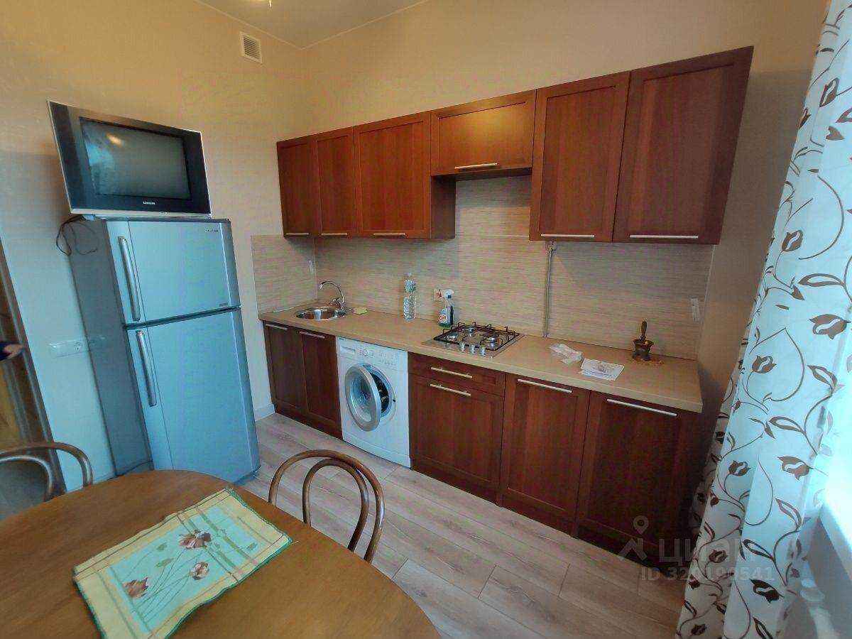 1-комнатная квартира, 42 м² — фотография 3