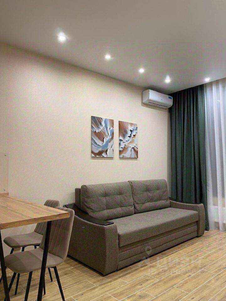 2-комнатная квартира, 42 м² — фотография 2