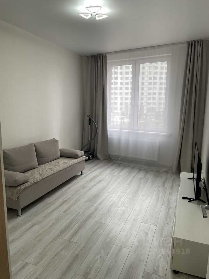 1-комнатная квартира, 38 м² — фотография 2