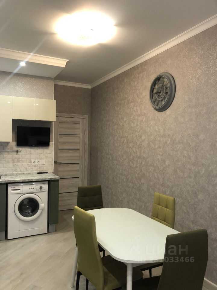2-комнатная квартира, 70 м² — фотография 2