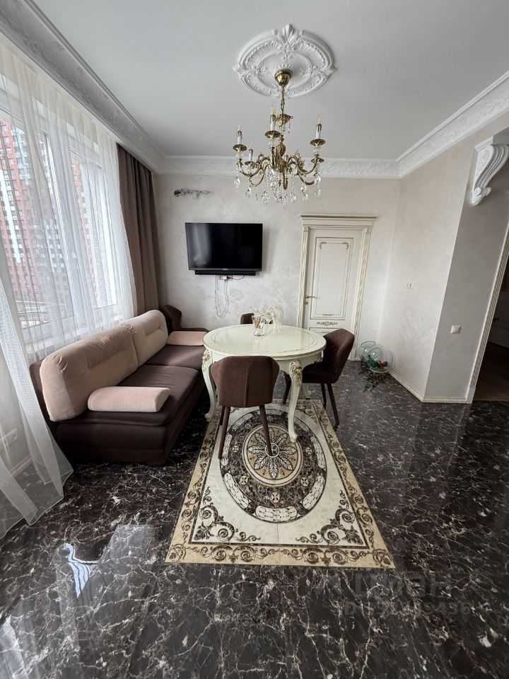 2-комнатная квартира, 62,2 м² — фотография 2