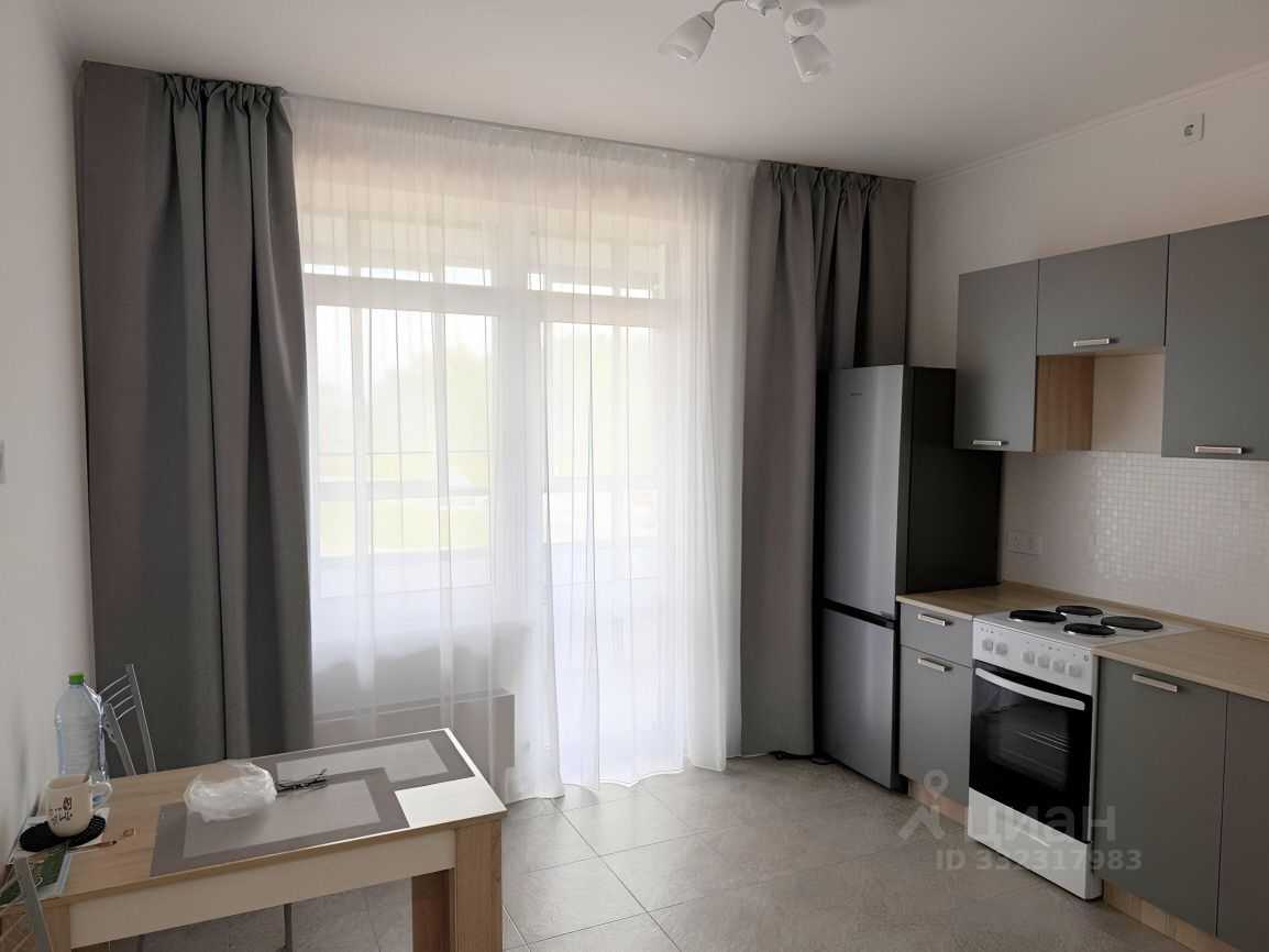 1-комнатная квартира, 42,2 м² — фотография 2