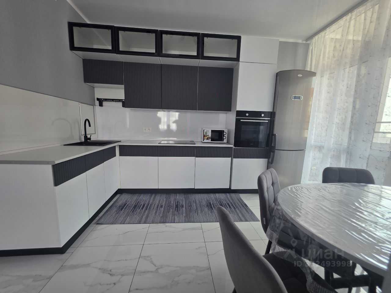 3-комнатная квартира, 84 м² — фотография 2