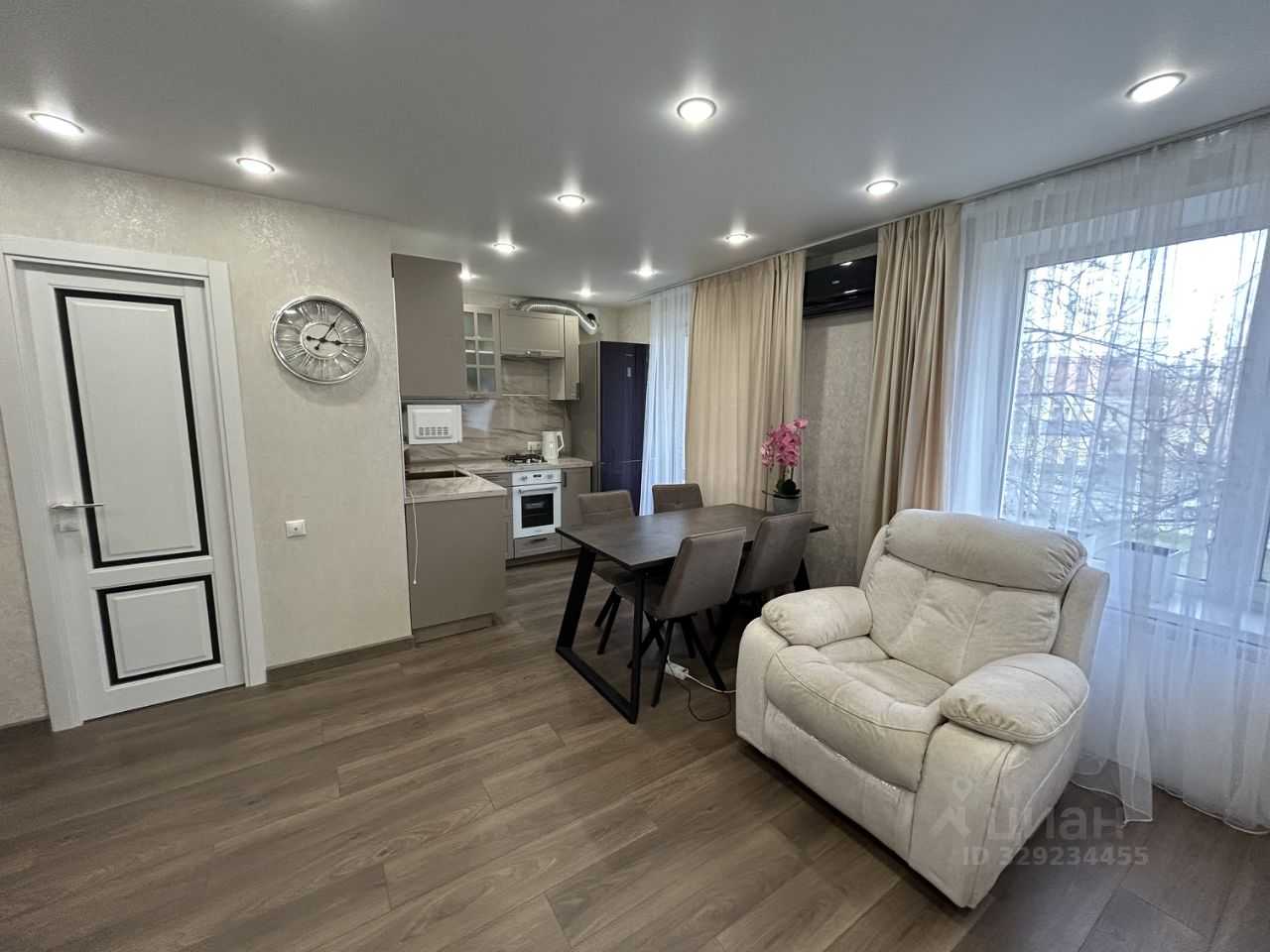 2-комнатная квартира, 37,9 м² — фотография 2