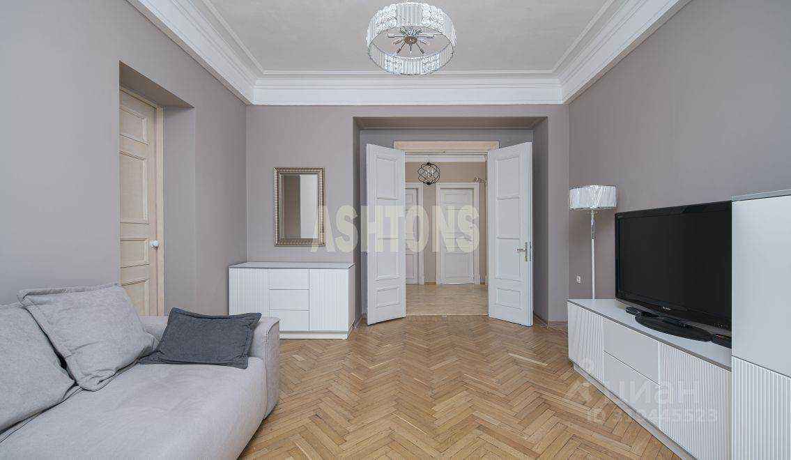 5-комнатная квартира, 110 м² — фотография 2