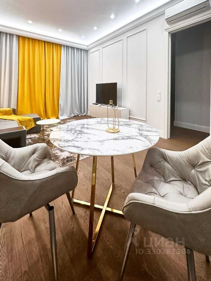 2-комнатная квартира, 70 м² — фотография 2