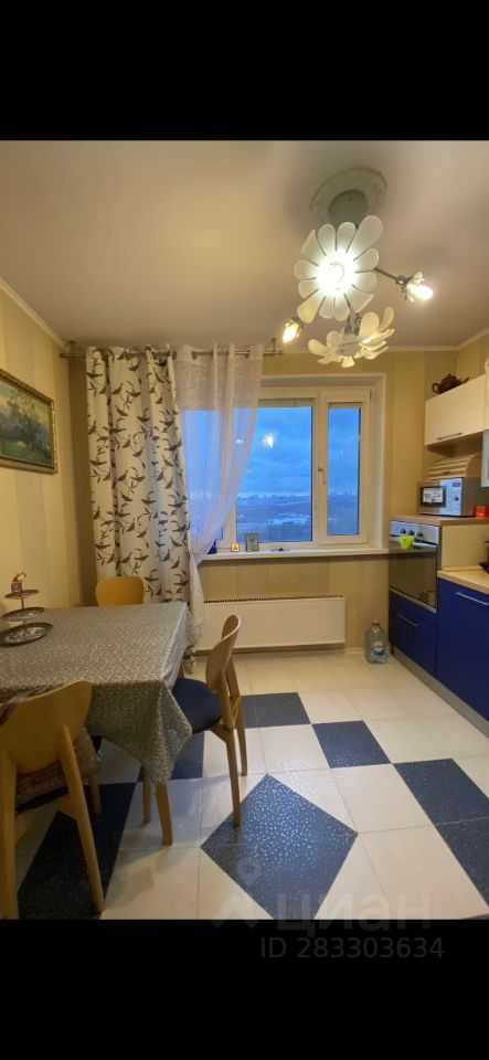 3-комнатная квартира, 77 м² — фотография 3