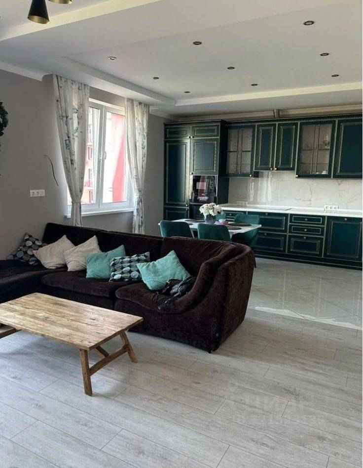 3-комнатная квартира, 98 м²
