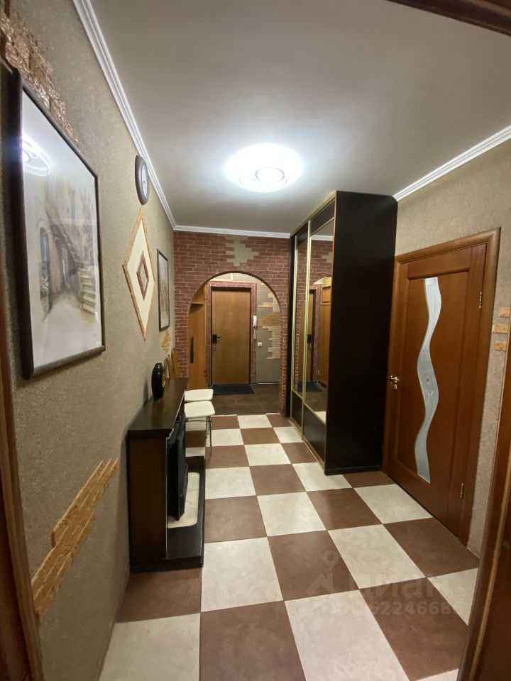 3-комнатная квартира, 77 м² — фотография 2