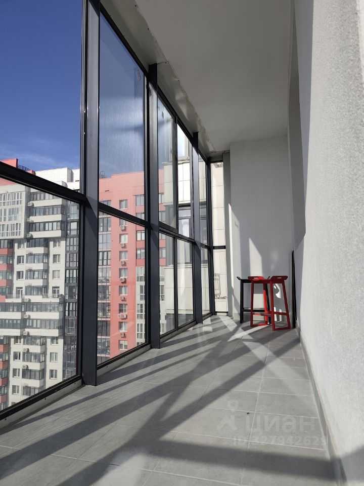 2-комнатная квартира, 78 м² — фотография 2