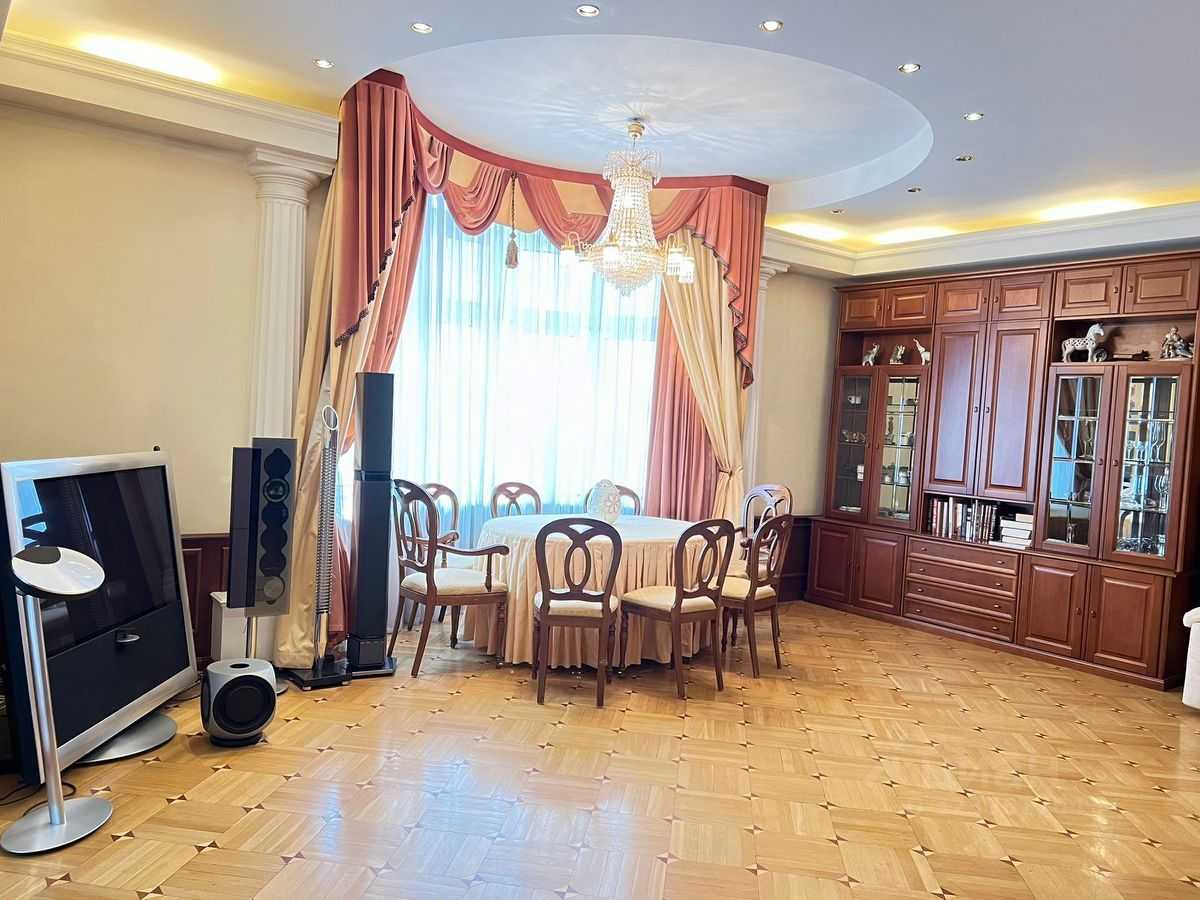 4-комнатная квартира, 160,7 м² — фотография 3