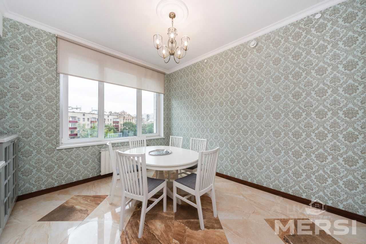3-комнатная квартира, 140 м² — фотография 2