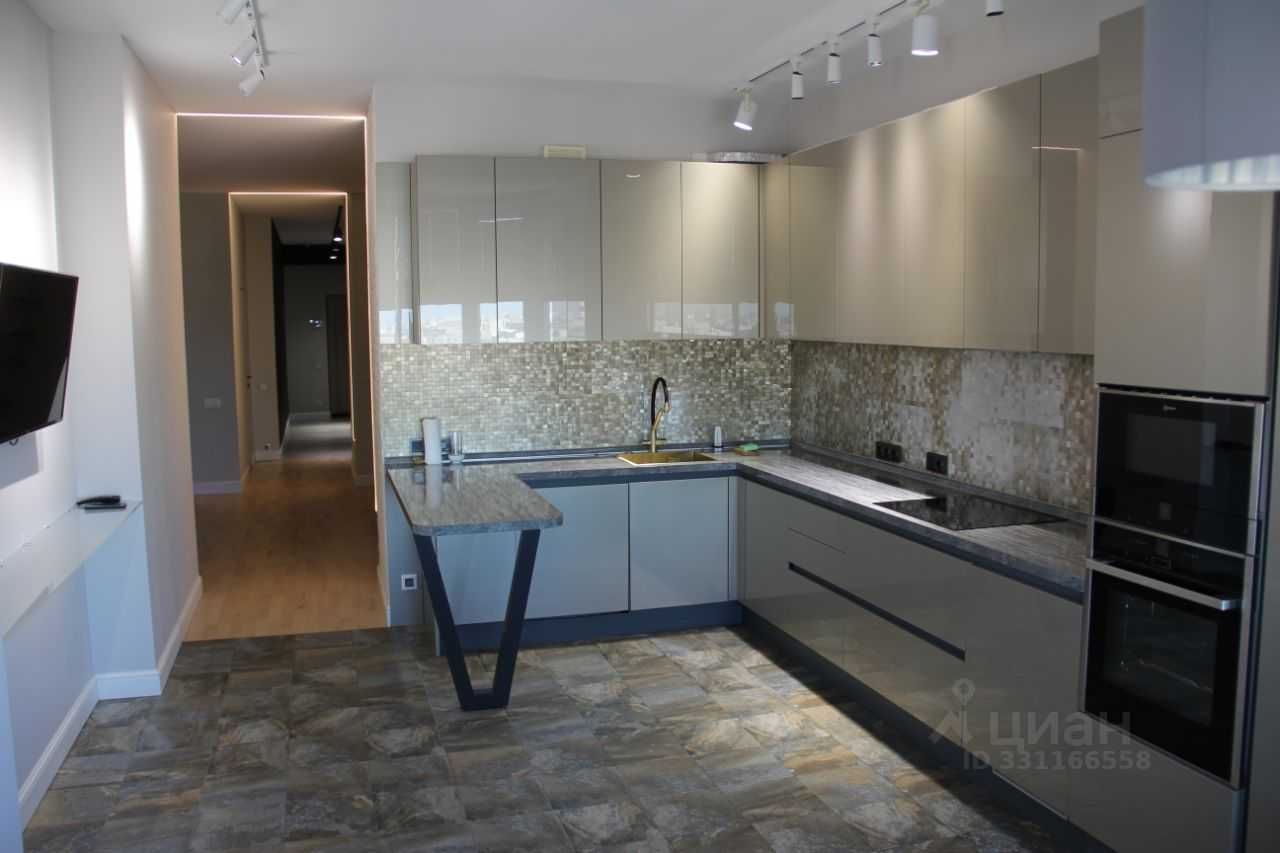 4-комнатная квартира, 156 м² — фотография 2