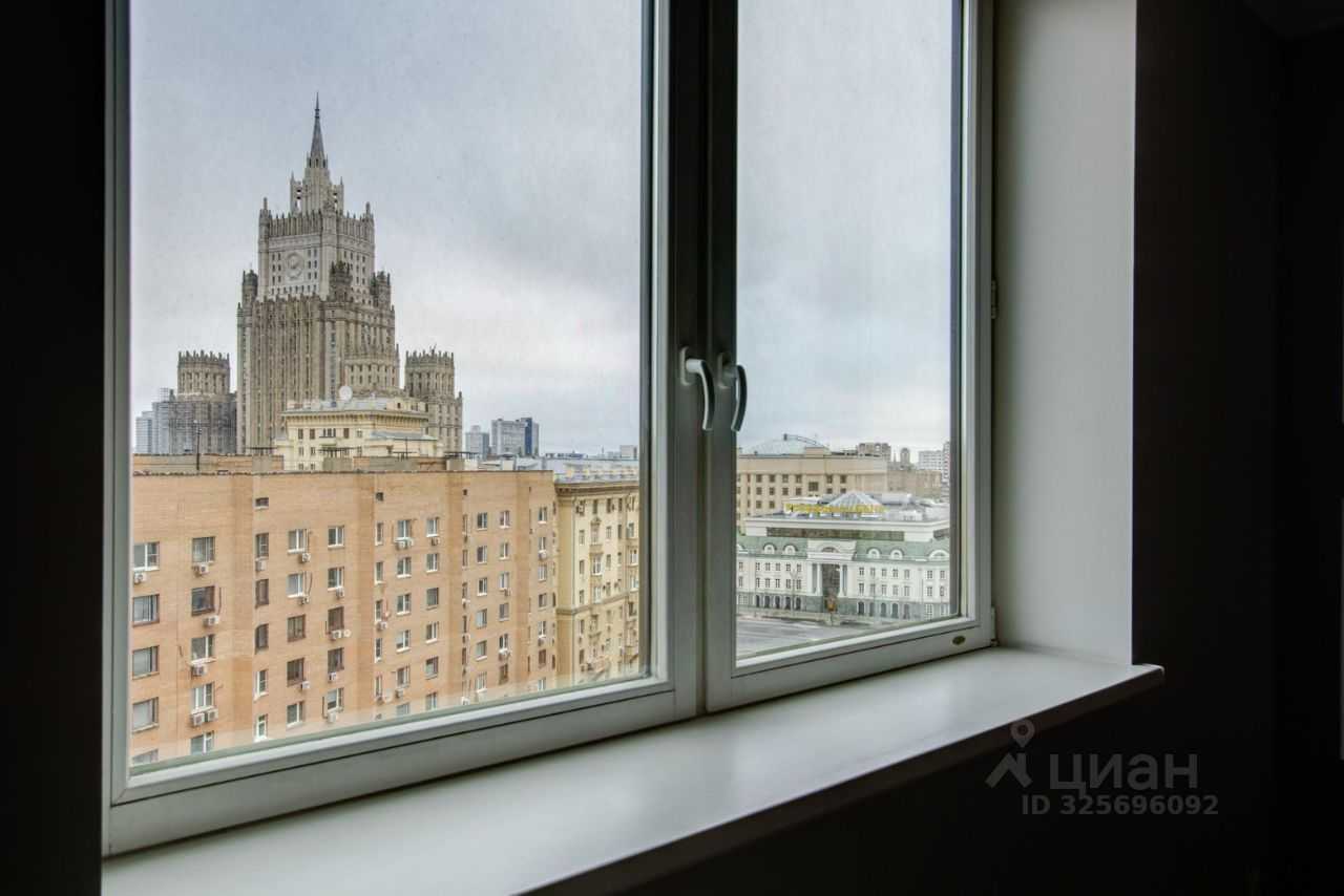4-комнатная квартира, 168 м² — фотография 2