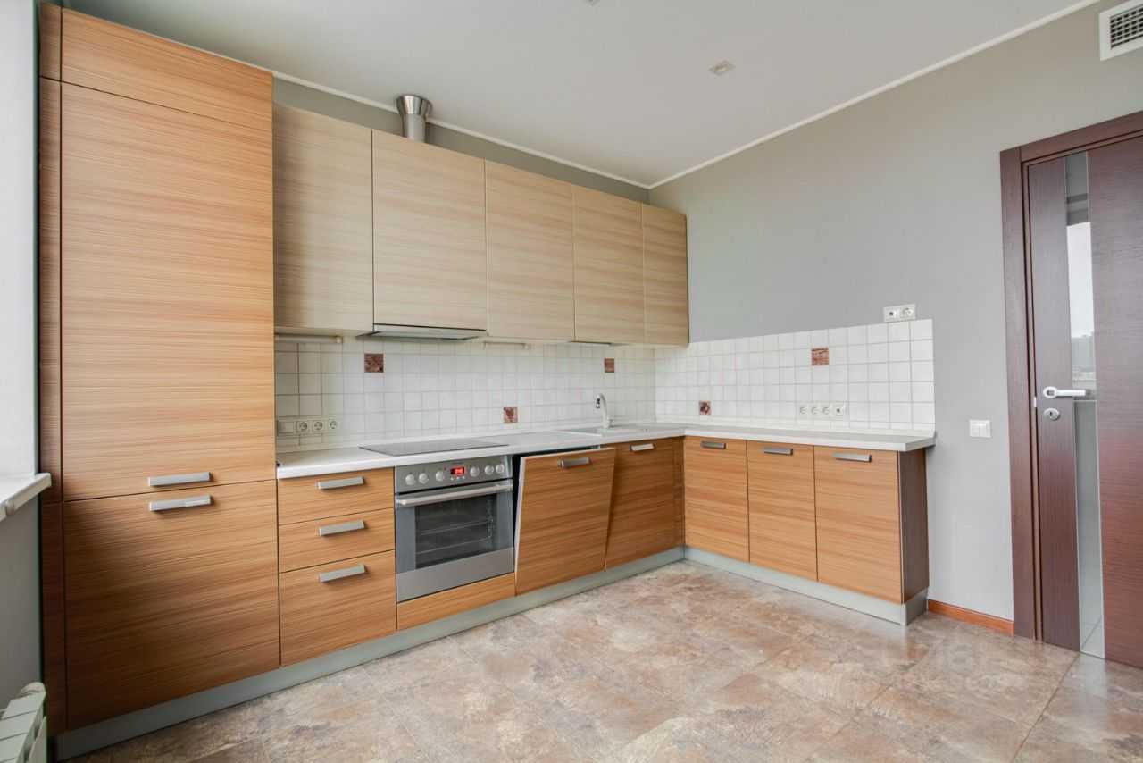 4-комнатная квартира, 168 м² — фотография 3